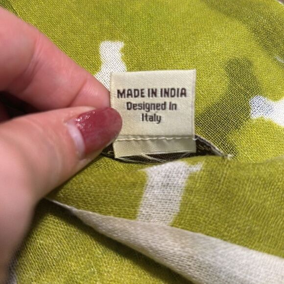 La favola continua Wool Scarf - Picture 3 of 4